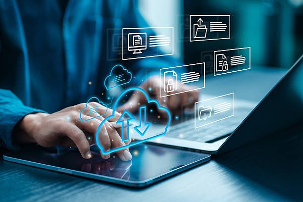 Frameworks tecnológicos prometem eficiência operacional ao padronizar processos, integrar sistemas e otimizar recursos.