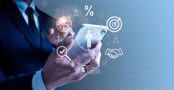 Especialistas podem construir autoridade com conhecimento aprofundado, consistência e conteúdo relevante, mesmo sem depender de grandes audiências.